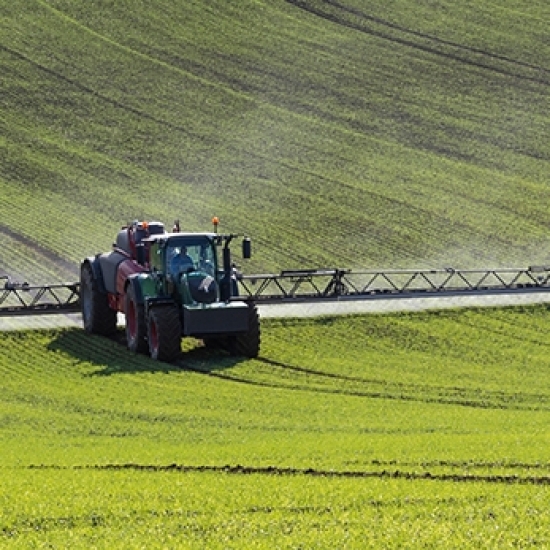 Concentração nas entregas deve elevar preço de frete de fertilizantes